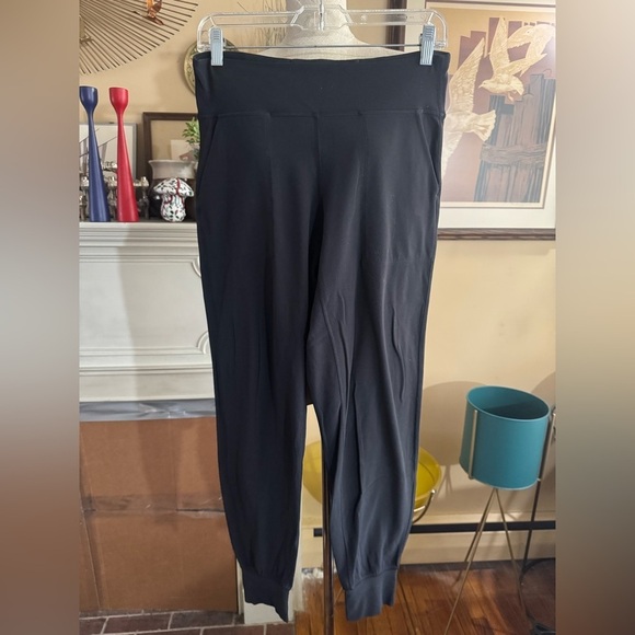 Lululemon Align High-Rise Jogger in Black size 8 - Picture 4 of 11